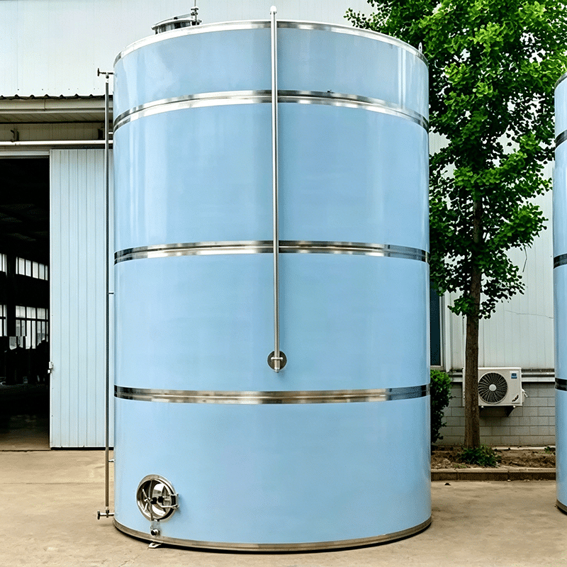 Vertical Stainless Steel Water Tank – Image 4
